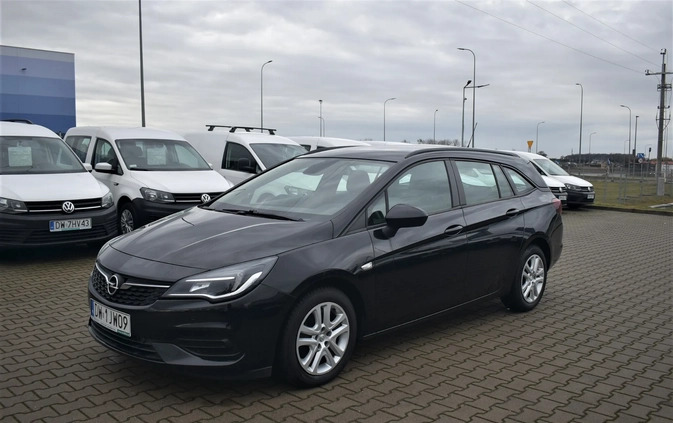 Opel Astra cena 47000 przebieg: 178686, rok produkcji 2020 z Szamotuły małe 596